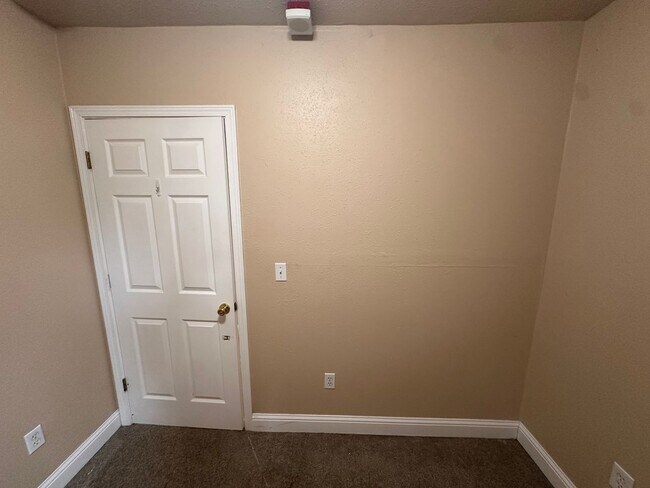 Building Photo - Bungay 22nd Ave Apartments - UW