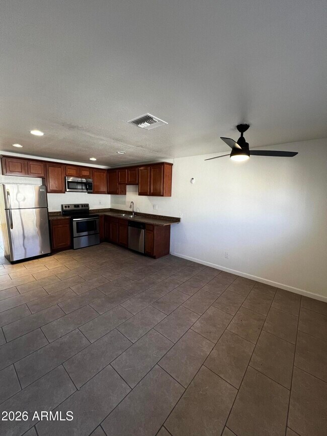 Building Photo - 4431 N 53rd Ln