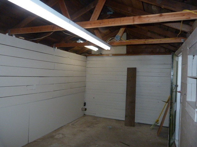 Building Photo - 529w6t - Blore