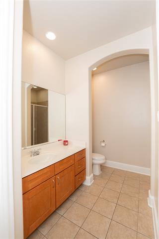 Building Photo - 675 Senda