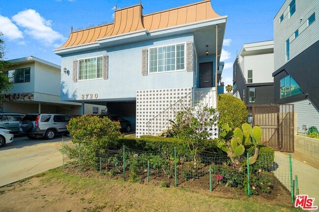 Building Photo - 3720 Vinton Ave