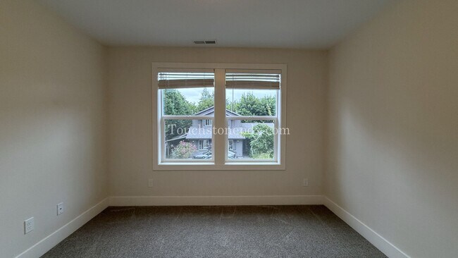 Building Photo - Luxury Meets Nature for this 3 BD | 2.5 BA...
