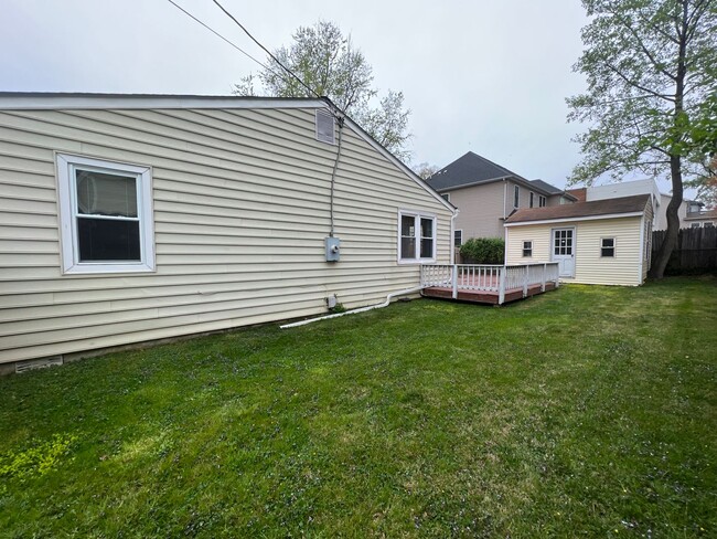 Building Photo - Delightful 1 Level 4 Bedroom Home On Exten...
