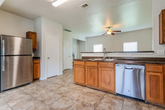 Building Photo - 1245 Verde Trails Dr