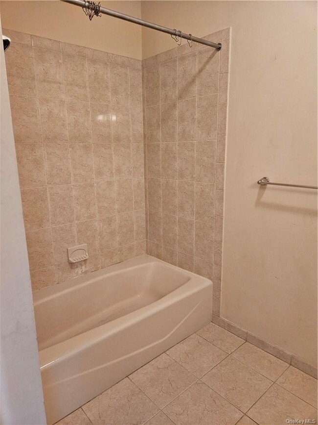 Building Photo - 934 Tower Ridge Cir