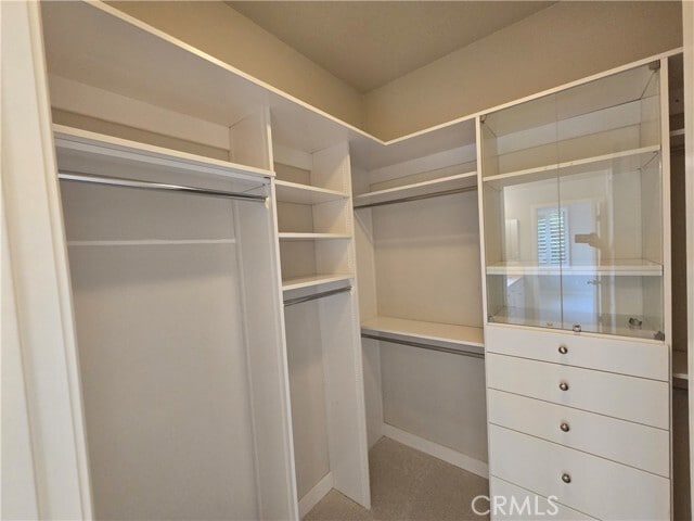 Building Photo - 40 Bianco