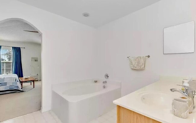 Building Photo - 3371 Hickory Leaf Ct