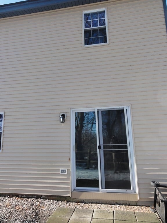 Building Photo - 73 Kennedy Dr