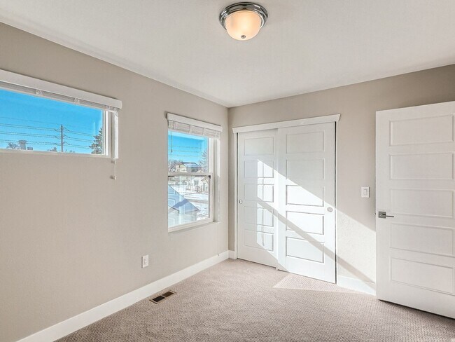 Building Photo - 3434 Garfield