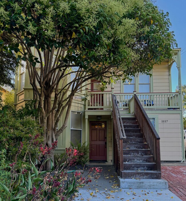 Primary Photo - 1937 Delaware Street