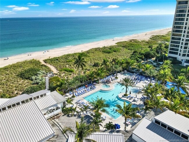 Building Photo - 301 S Compass Dr