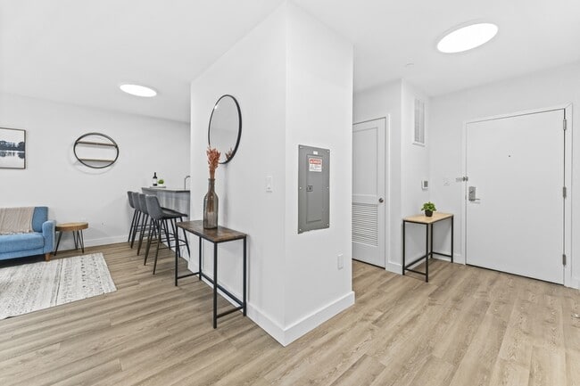 Building Photo - 416 Highland Ave