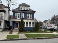 Building Photo - 319 Bryant St