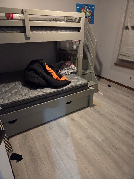 Building Photo - 241 Homewood Dr