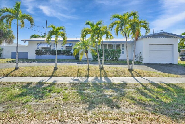 Primary Photo - 16530 NE 11th Ave