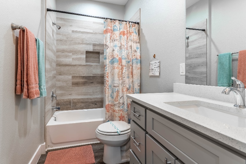 Building Photo - 142 W 5th St