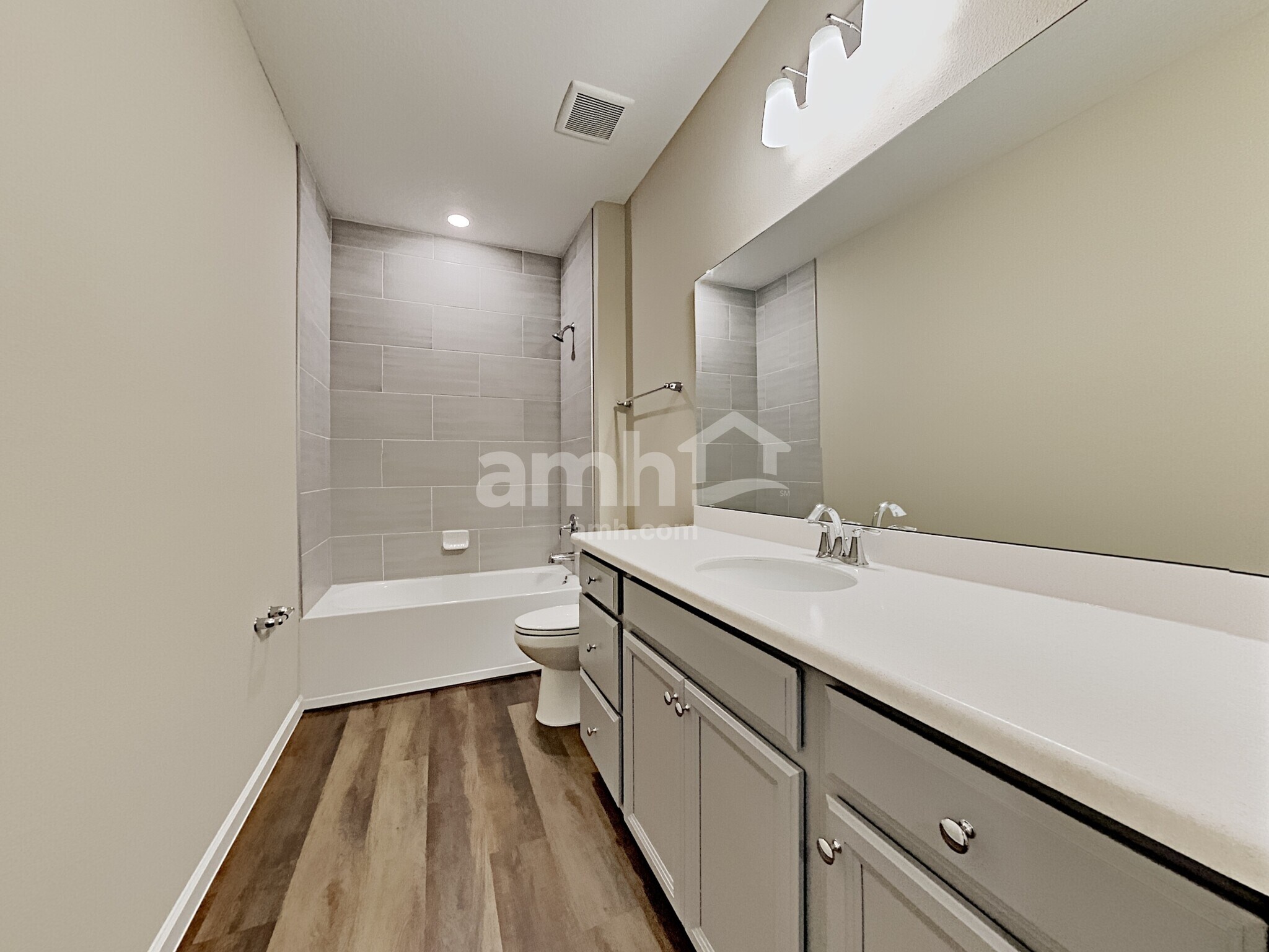 Building Photo - 300 Anastasia Park Rd