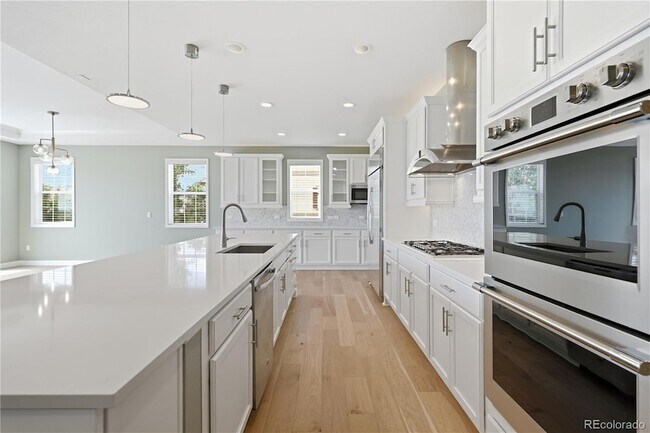 Building Photo - 16910 W 95th Pl