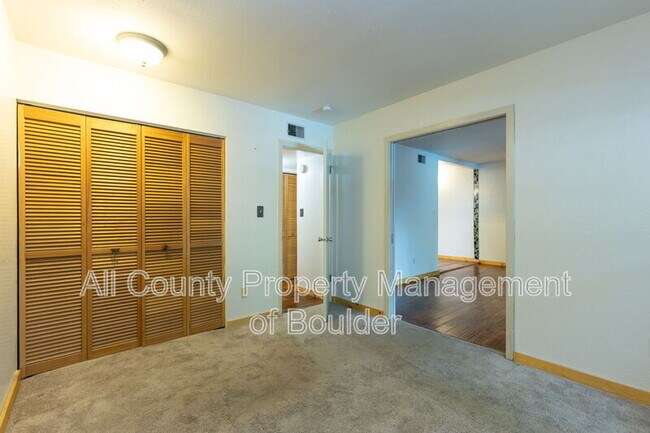 Building Photo - 1111 Maxwell Ave