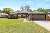 Building Photo - 1249 Northview Dr