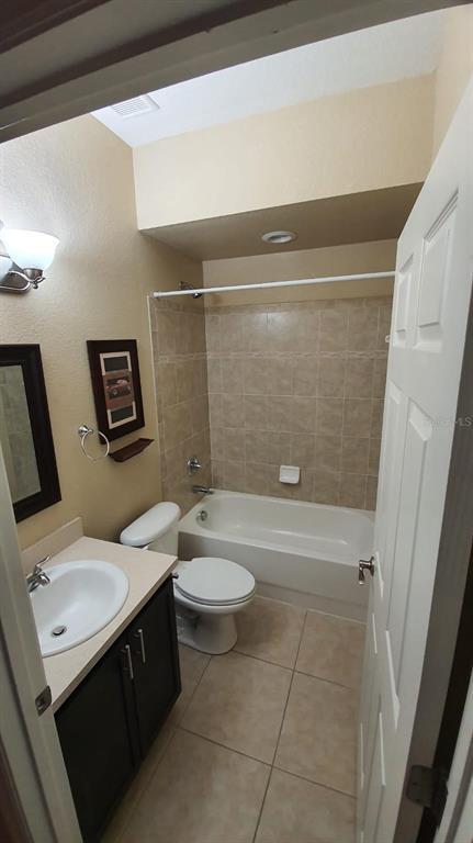 Building Photo - 5730 Fischer Dr