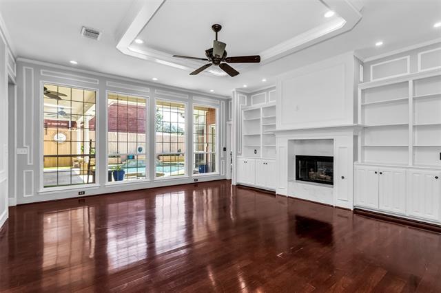 Building Photo - 4404 Hollow Oak Dr