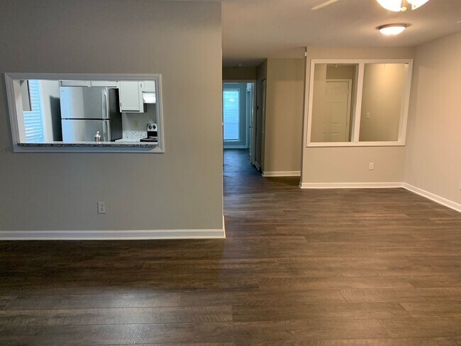 Building Photo - 4631