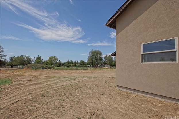 Building Photo - 8435 Buena Vista Ave
