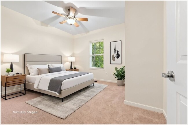 Building Photo - 307 Willow Brook Ln