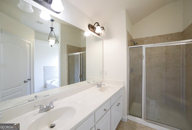 Building Photo - 104 Putters Dr