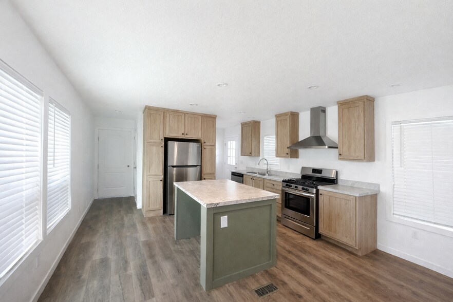 Building Photo - 2627 S Lamb Blvd