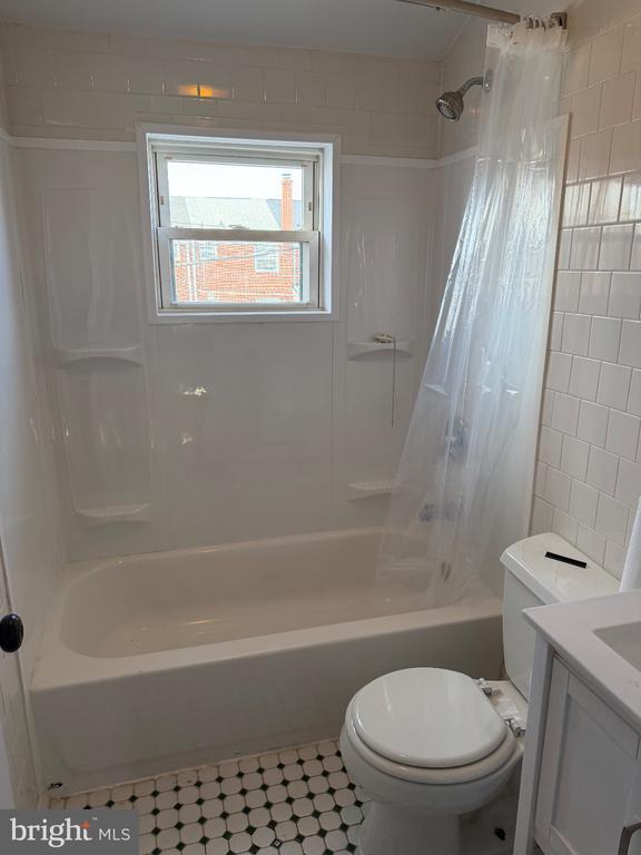 Building Photo - 1922 Frames Rd