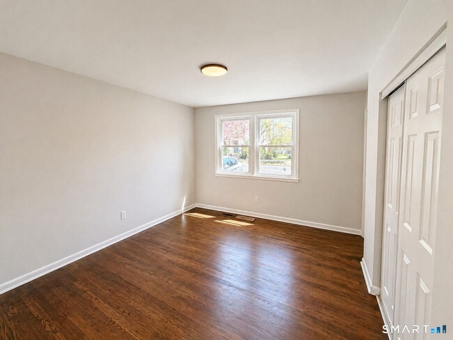 Building Photo - 405 Wilcoxson Ave
