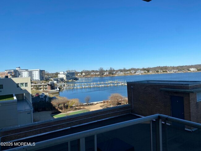 Building Photo - 28 Riverside Ave