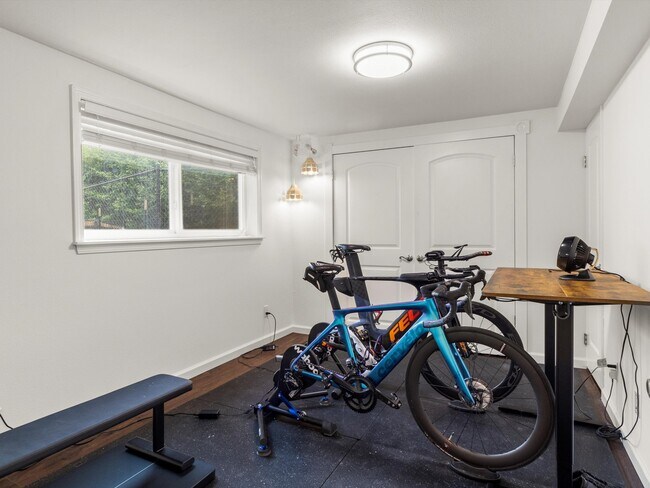 Building Photo - 4205 7th St SW