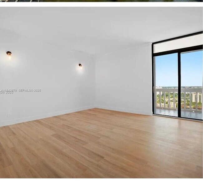 Building Photo - 19355 Turnberry Way