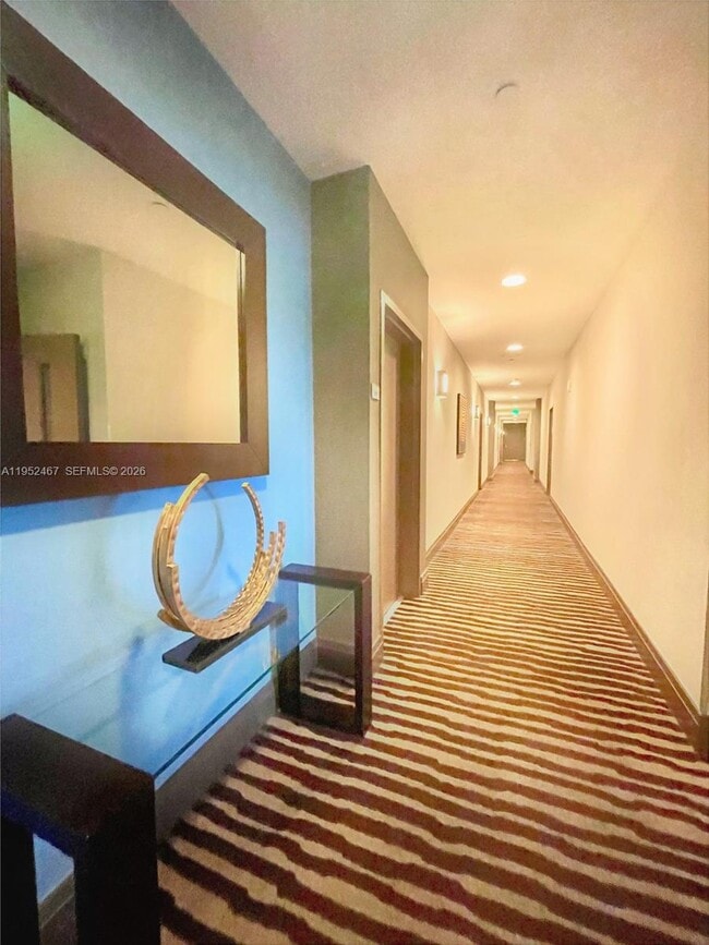 Building Photo - 2525 SW 3rd Ave