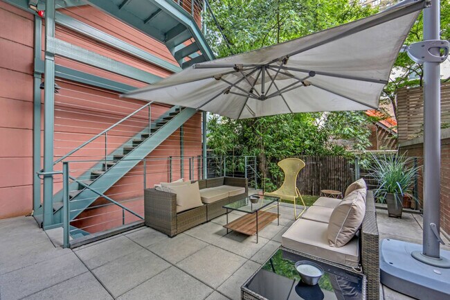 Building Photo - 147 Lexington Ave