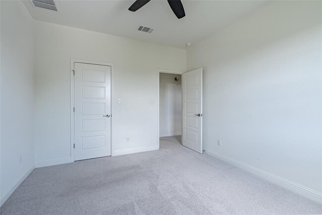 Building Photo - 212 Eiglehart Rd