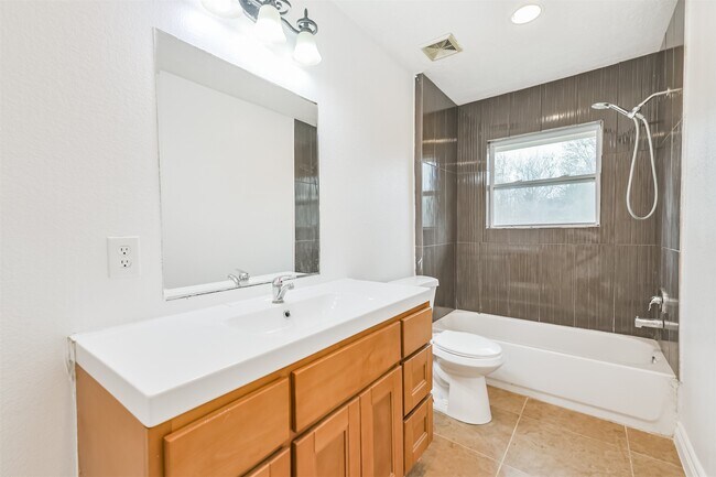 Building Photo - 10412 Ehlers Rd