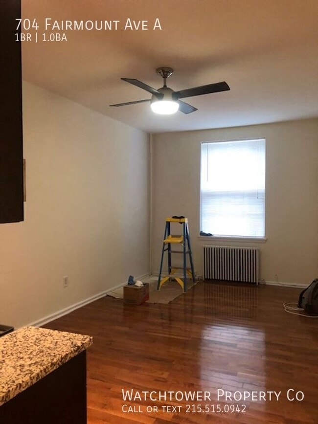 Building Photo - 704 Fairmount Ave