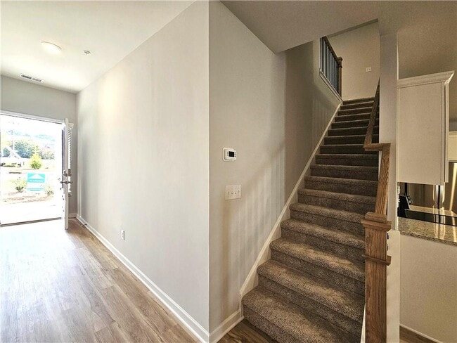 Building Photo - 334 Lanier Cir