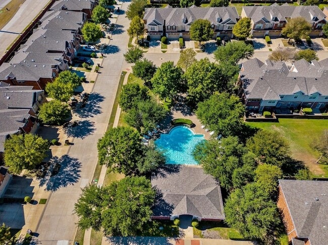 Building Photo - 4613 Penelope Ln