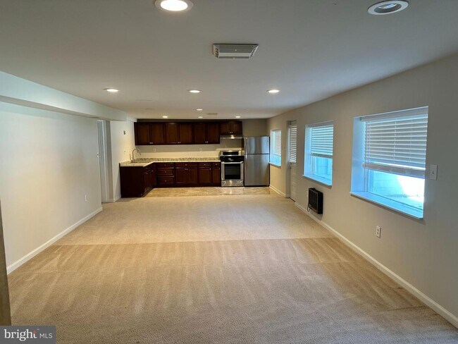 Building Photo - 13409 Keating Dr