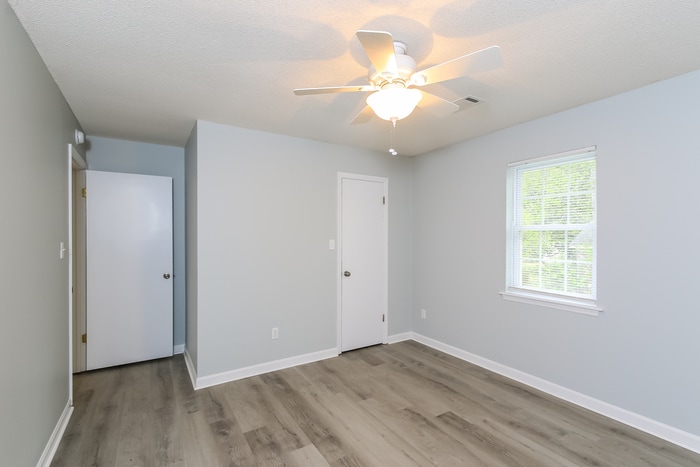 Building Photo - 158 Stone Mill Dr