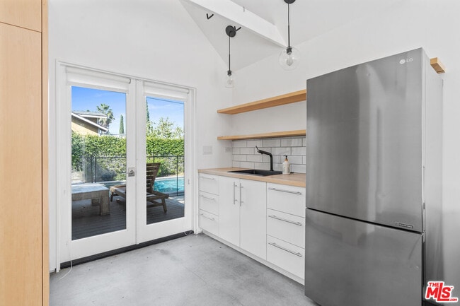 Building Photo - 949 S Muirfield Rd