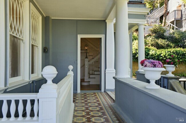 Building Photo - 172 Bella Vista Ave