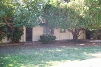 Building Photo - 4 Bedroom in Hudson Park off Cedar