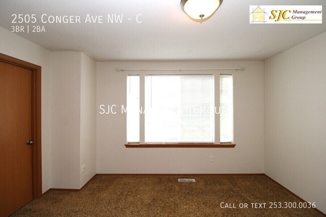 Building Photo - 2505 Conger Ave NW