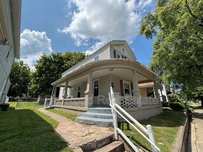 Building Photo - 539 Ross Ave